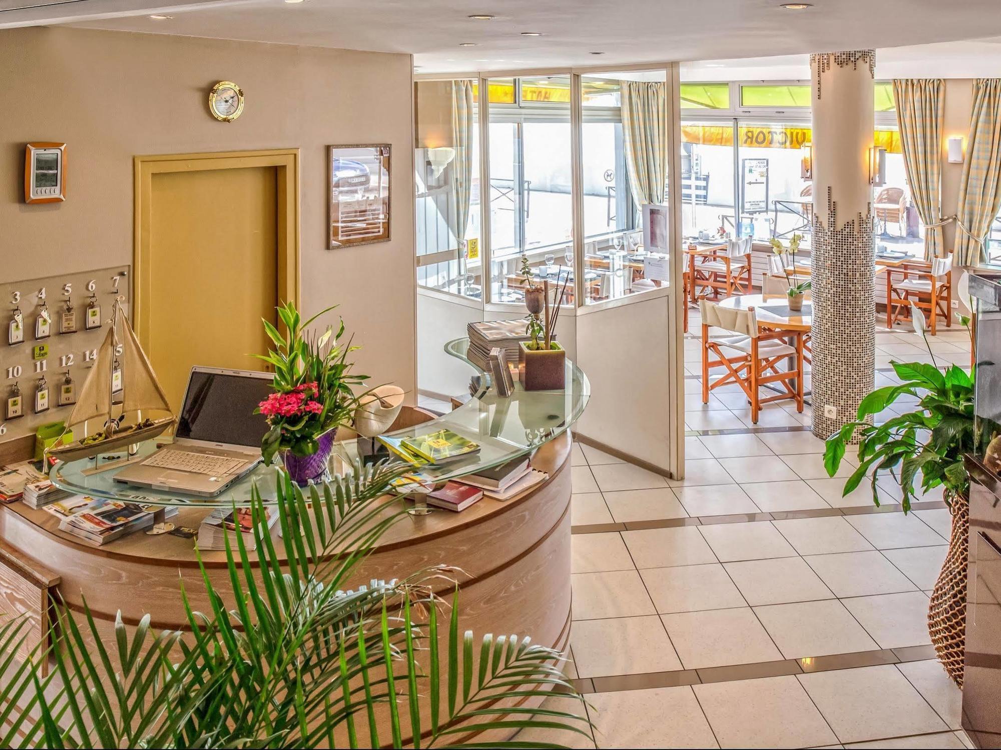 Acadie Saint Victor - Hotel Restaurant - Face Mer - Chatelaillon Plage Exteriér fotografie